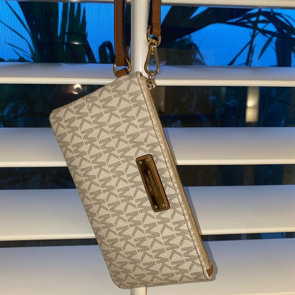 michael kors wallet